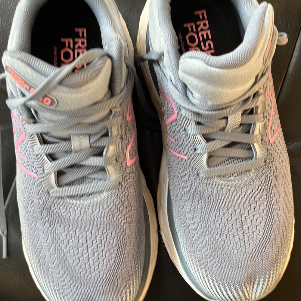 New Balance Gray and Pink Sneakers with Mesh Design
